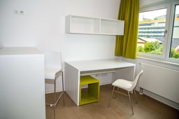INNEN (3)